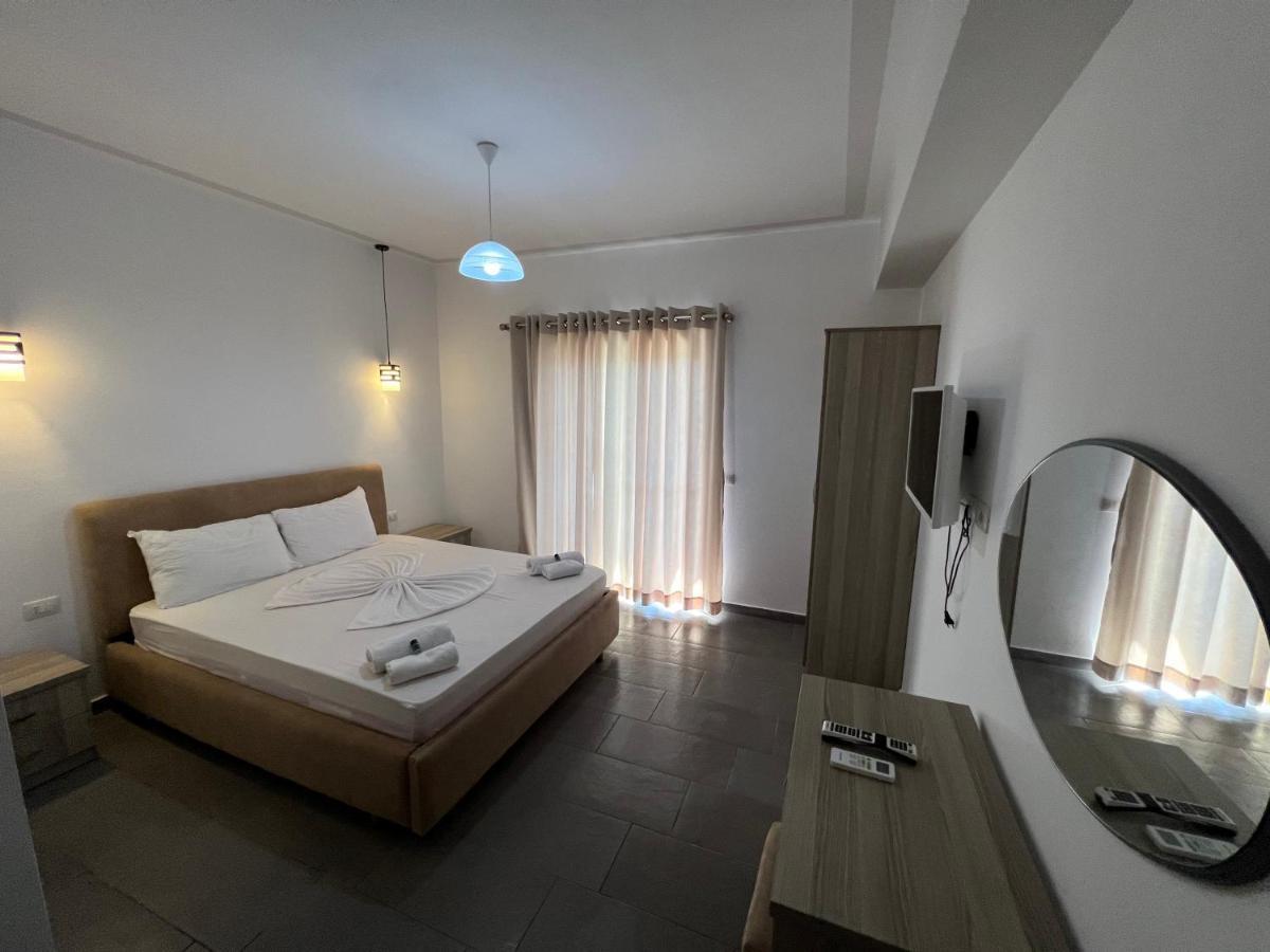 Hotel Irini Saranda Dış mekan fotoğraf