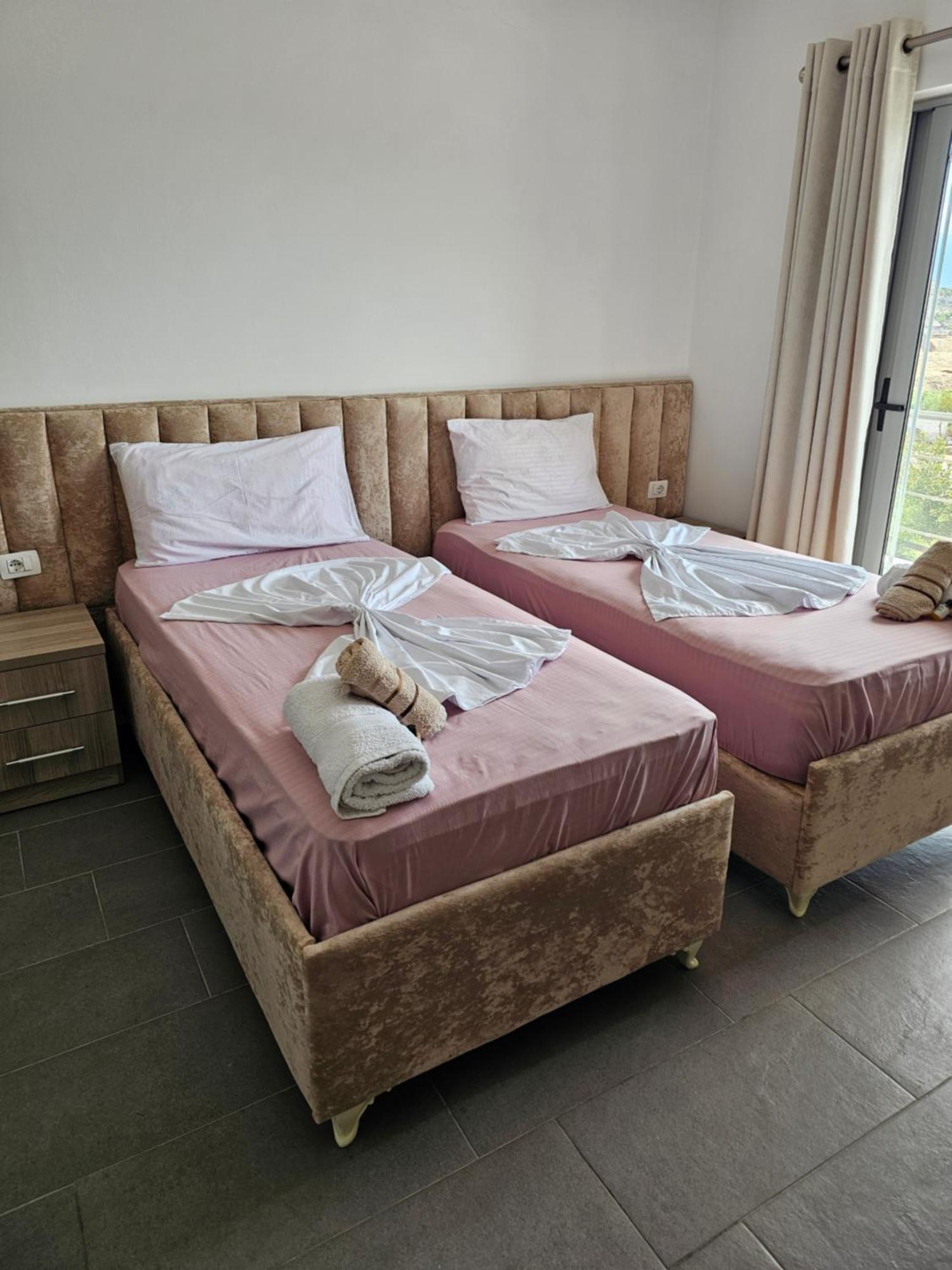 Hotel Irini Saranda Dış mekan fotoğraf