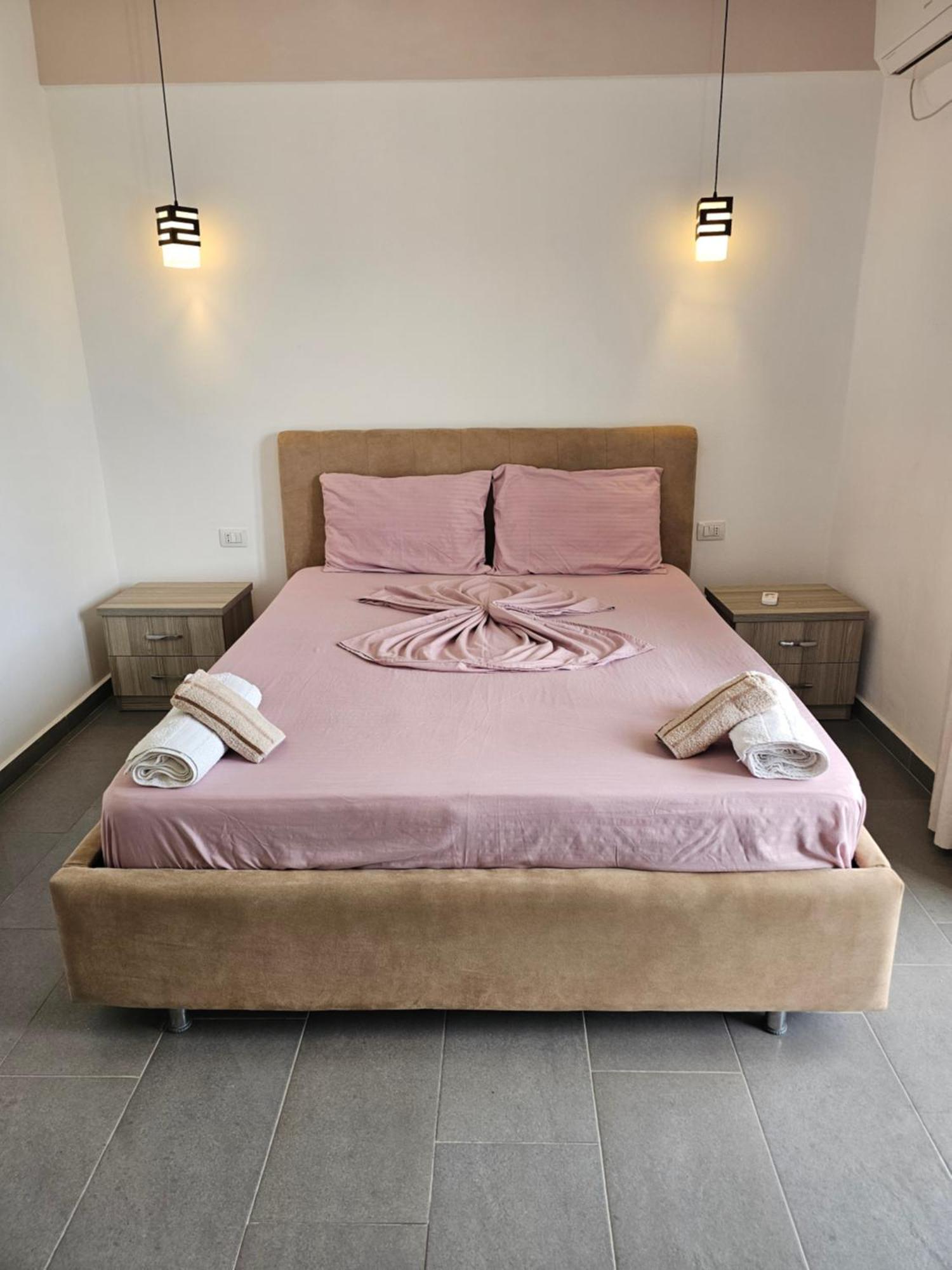 Hotel Irini Saranda Dış mekan fotoğraf