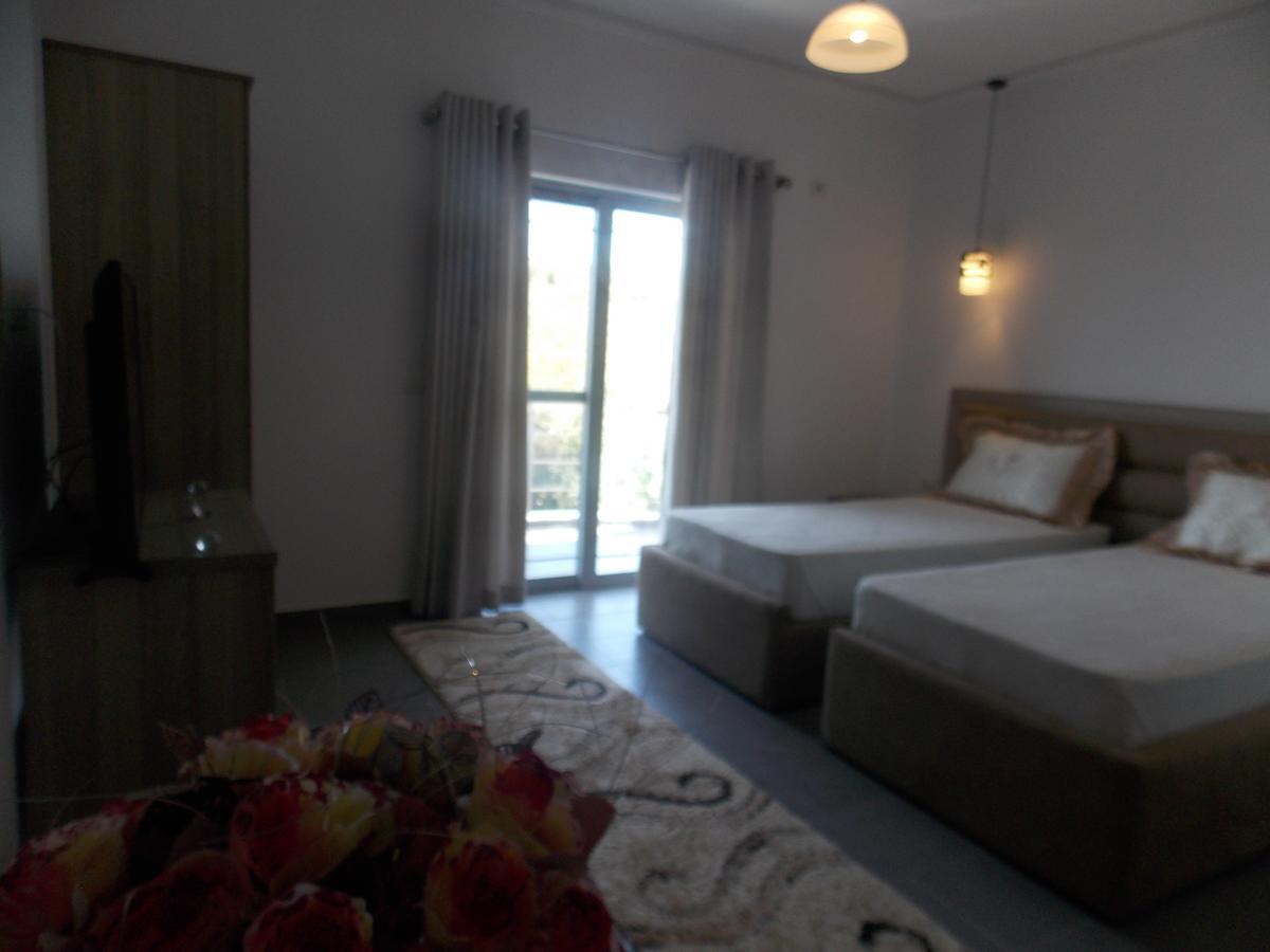 Hotel Irini Saranda Dış mekan fotoğraf